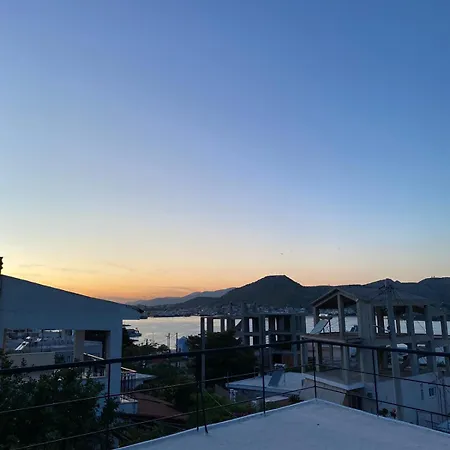 Holiday home Marina's House Salamis